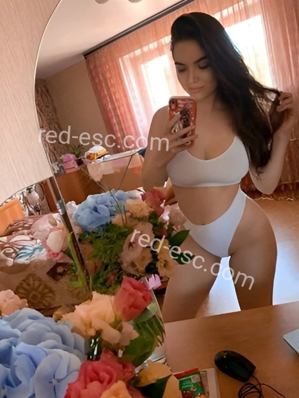 Вика — Гатчина